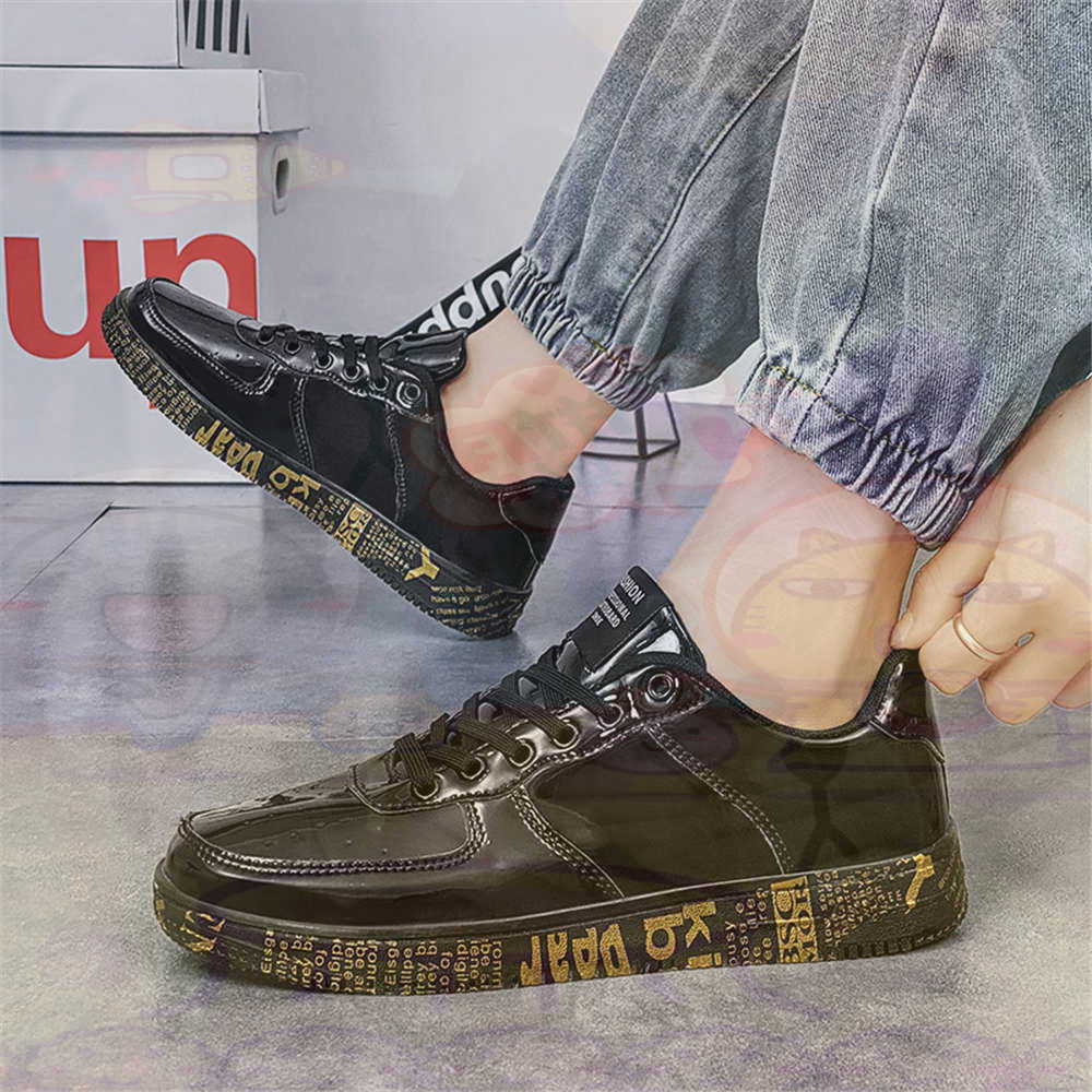 Round Foot Size 45 Sneakers Wh - Streetwear Brand Expensive 评论和价格