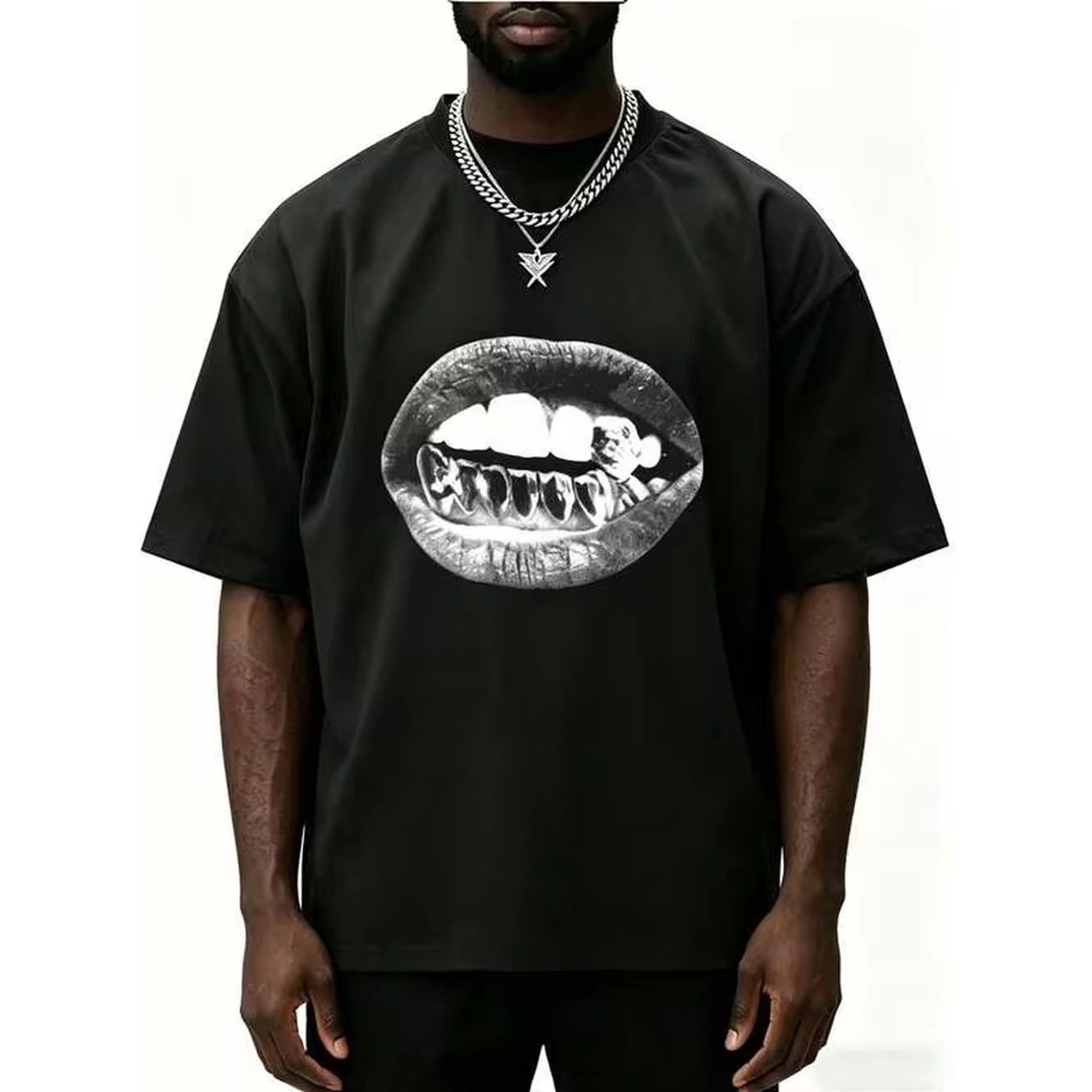 Oversized Loose Fit Black & Wh - Streetwear Brand Italy 评论和价格